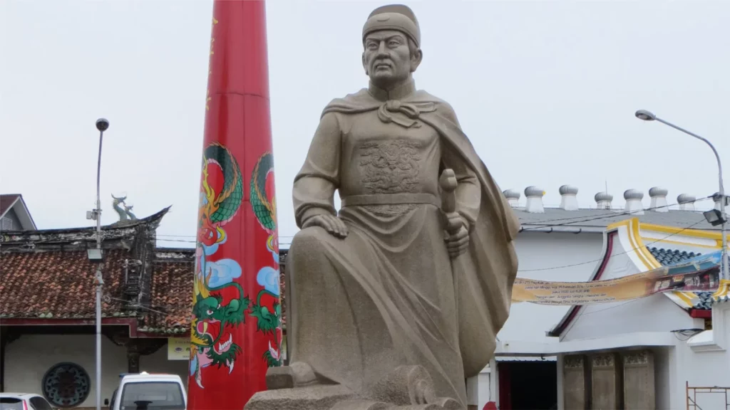 zheng he statue